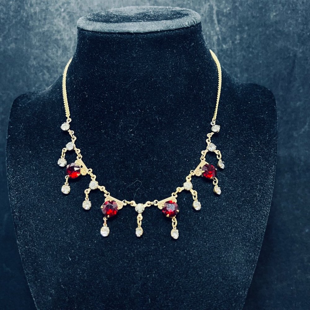 Gold Tone Curb Chain Necklace With Red And Clear Rhinestones - Picture 1 of 8